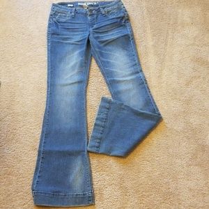 Flare leg stretch jeans NWOT